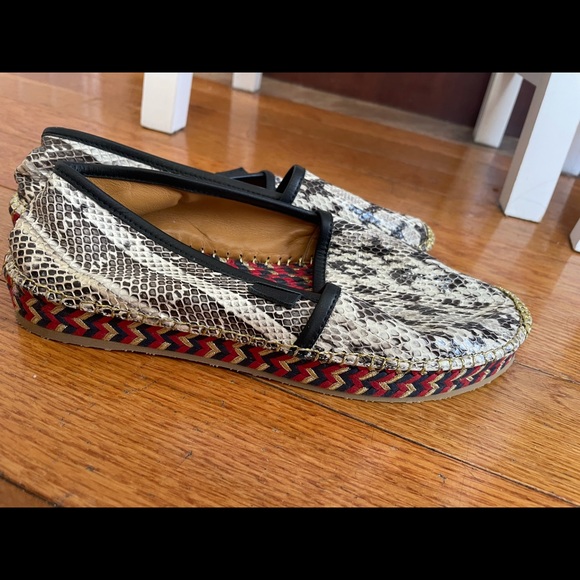 Gucci espadrilles leather snake print